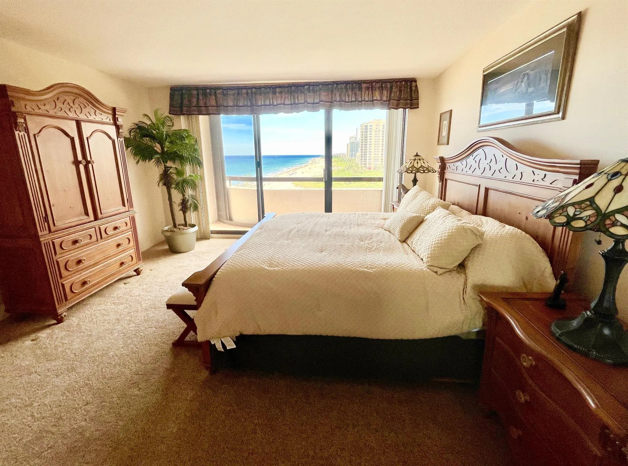 4000 N Ocean Drive, #902