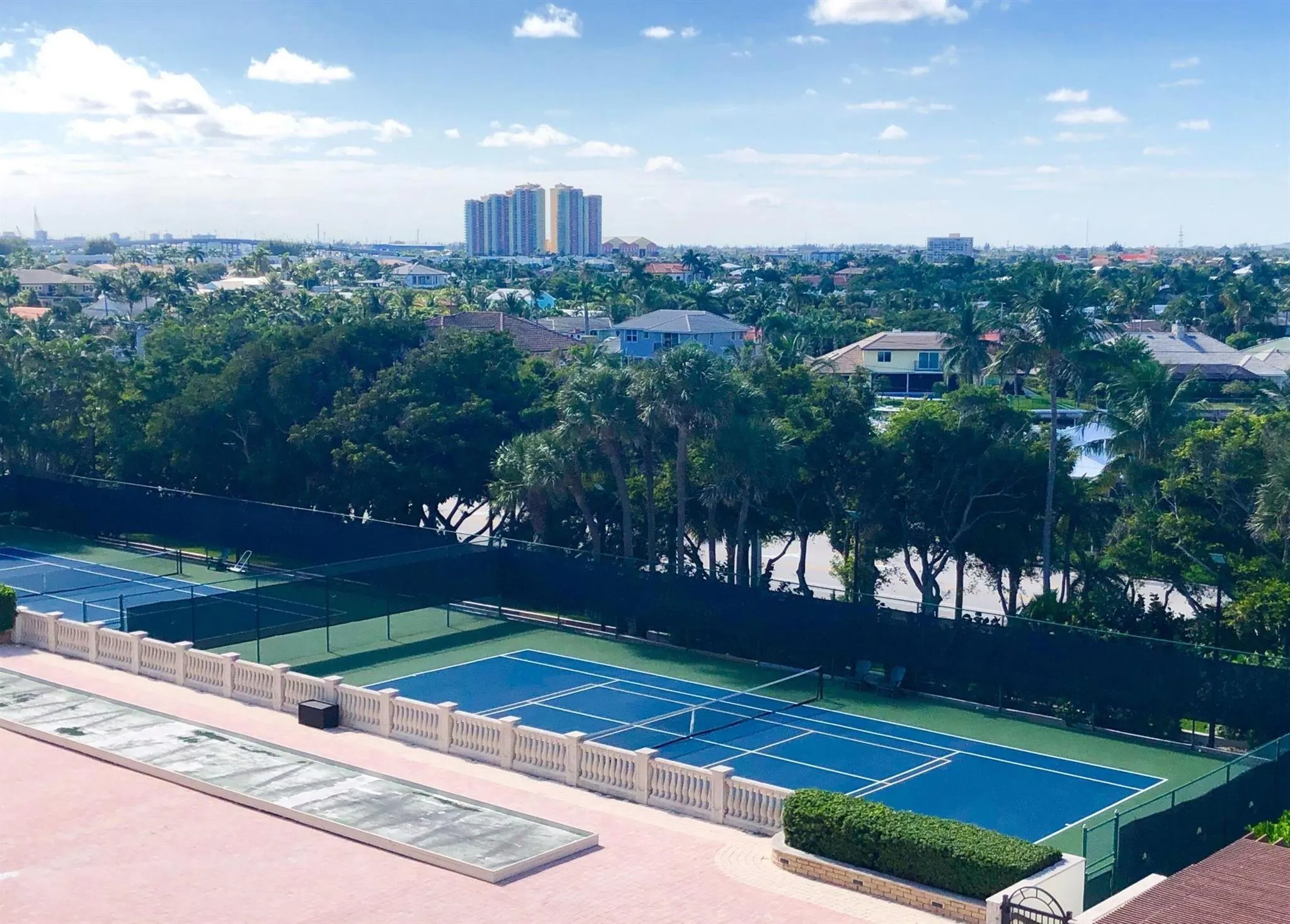 4000 N Ocean Drive, #902
