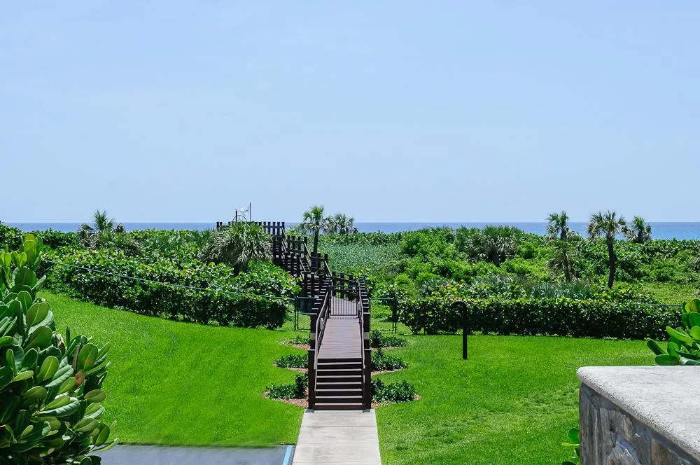 4000 N Ocean Drive, #902