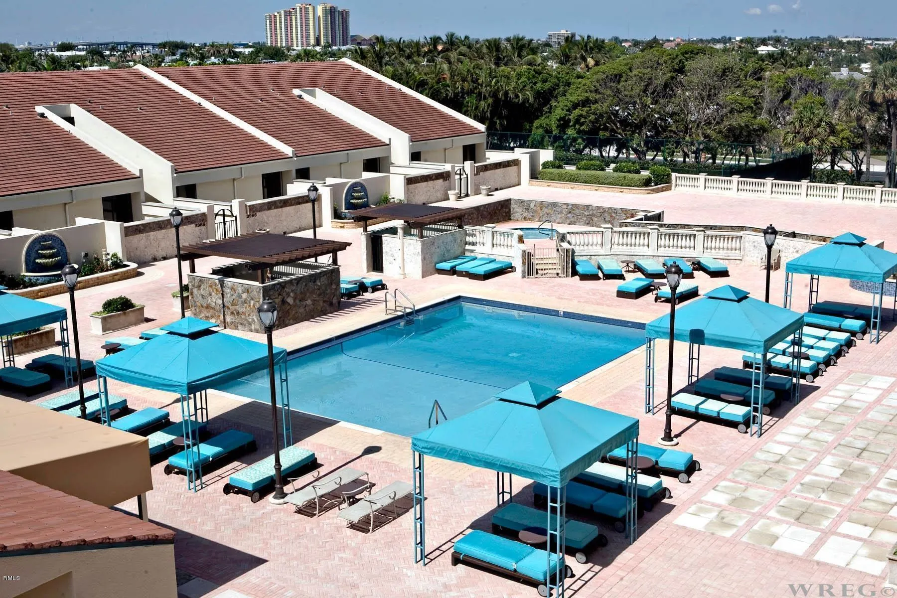 4000 N Ocean Drive, #902