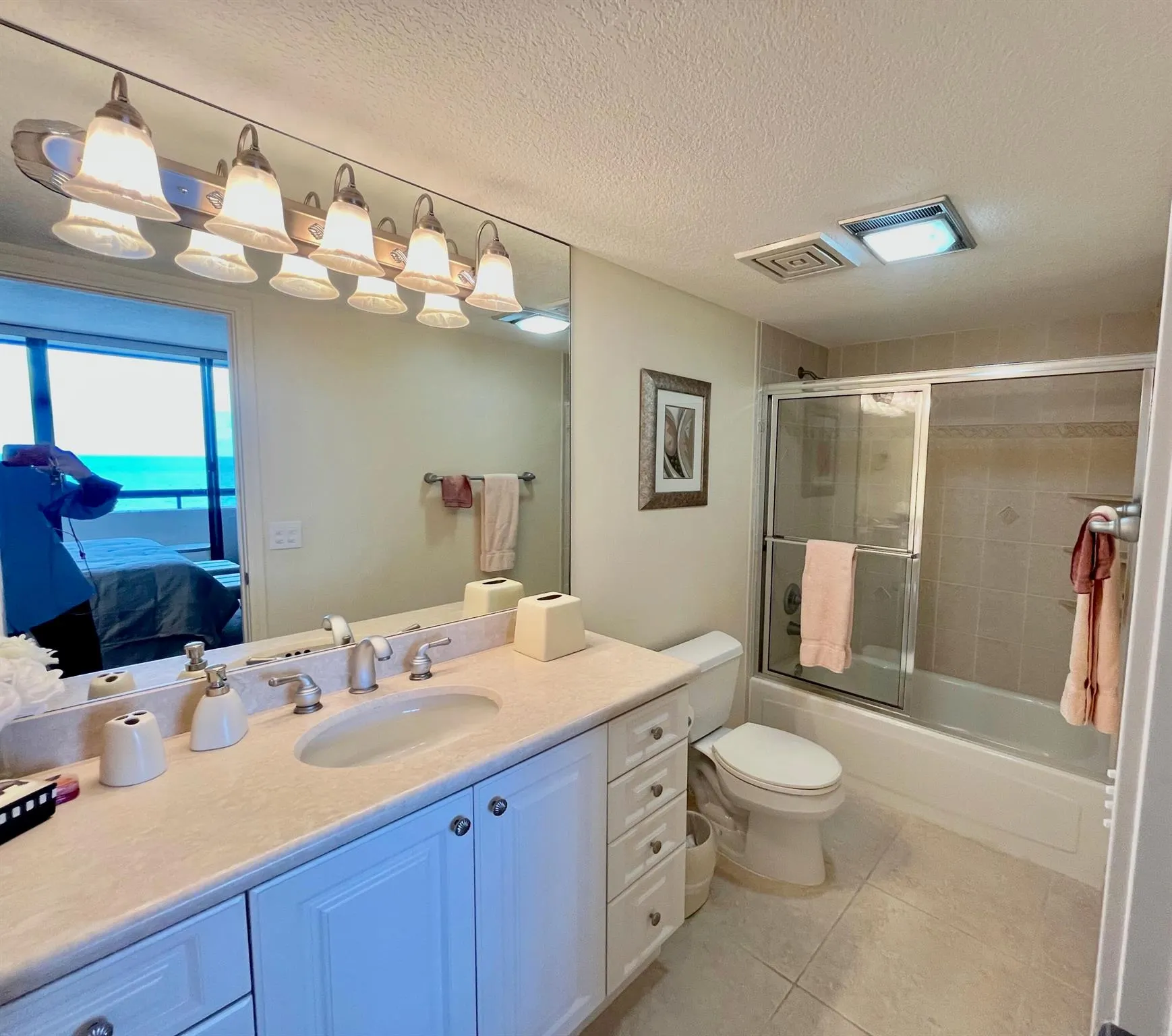 4000 N Ocean Drive, #902