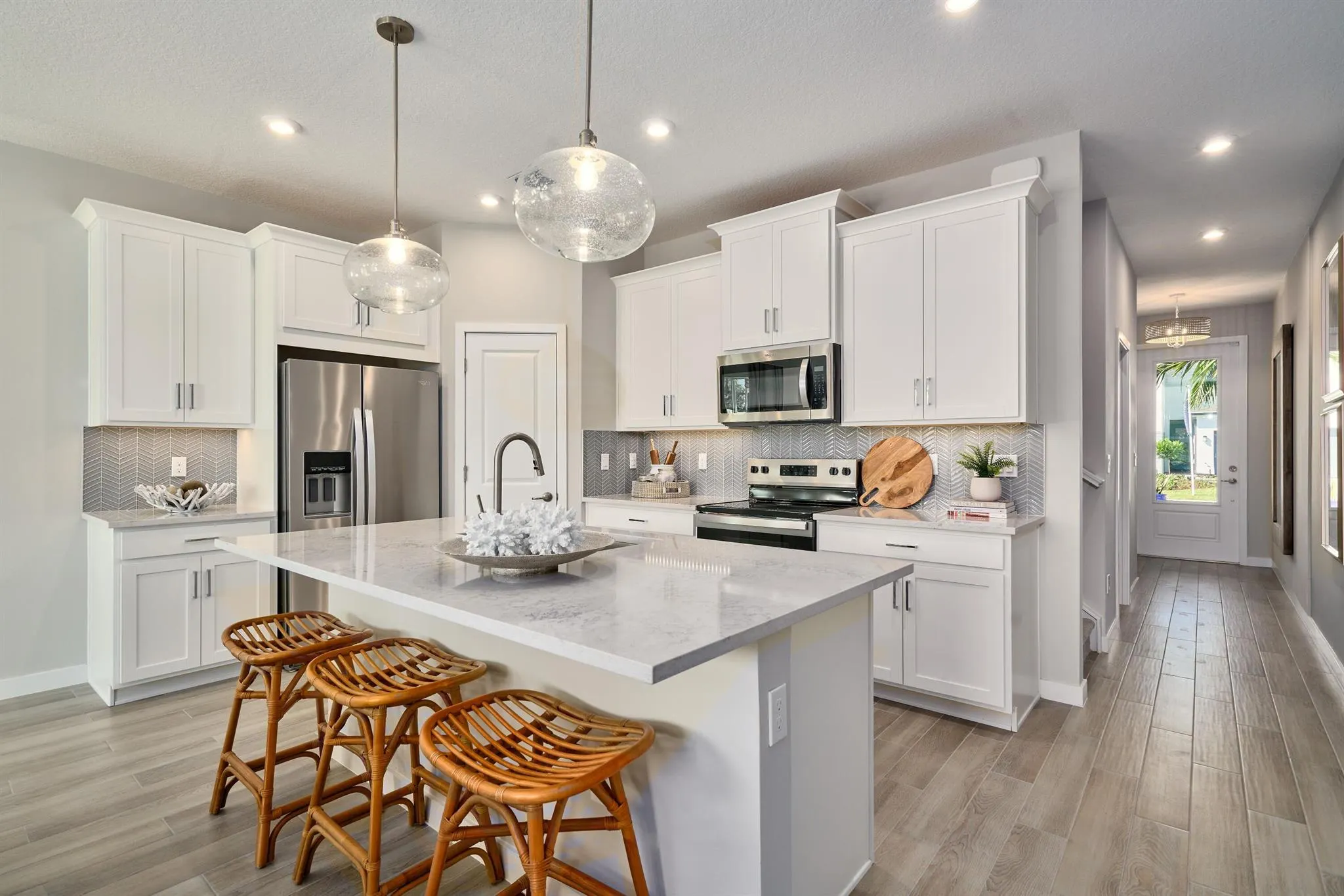 7418 Lenora Lane