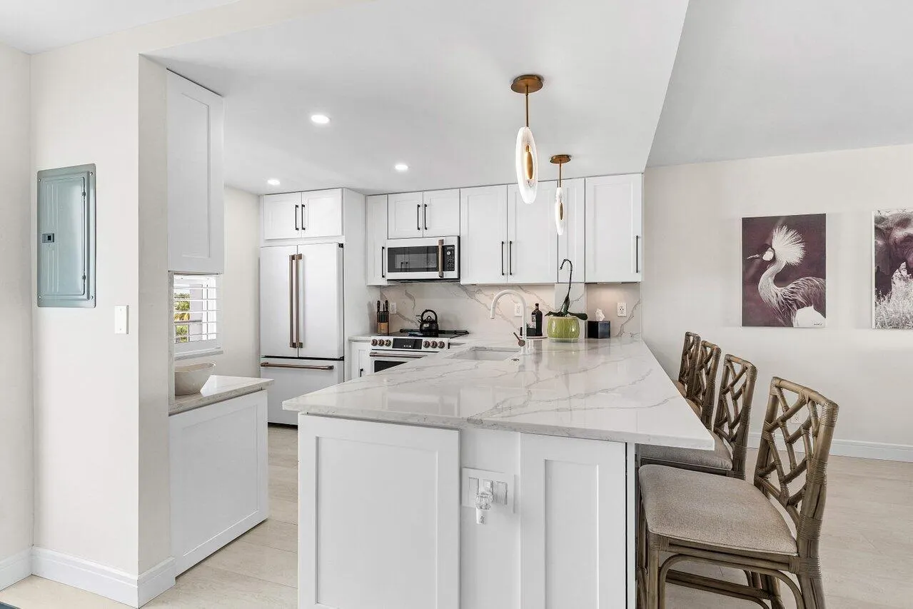 920 Dogwood Drive, #560