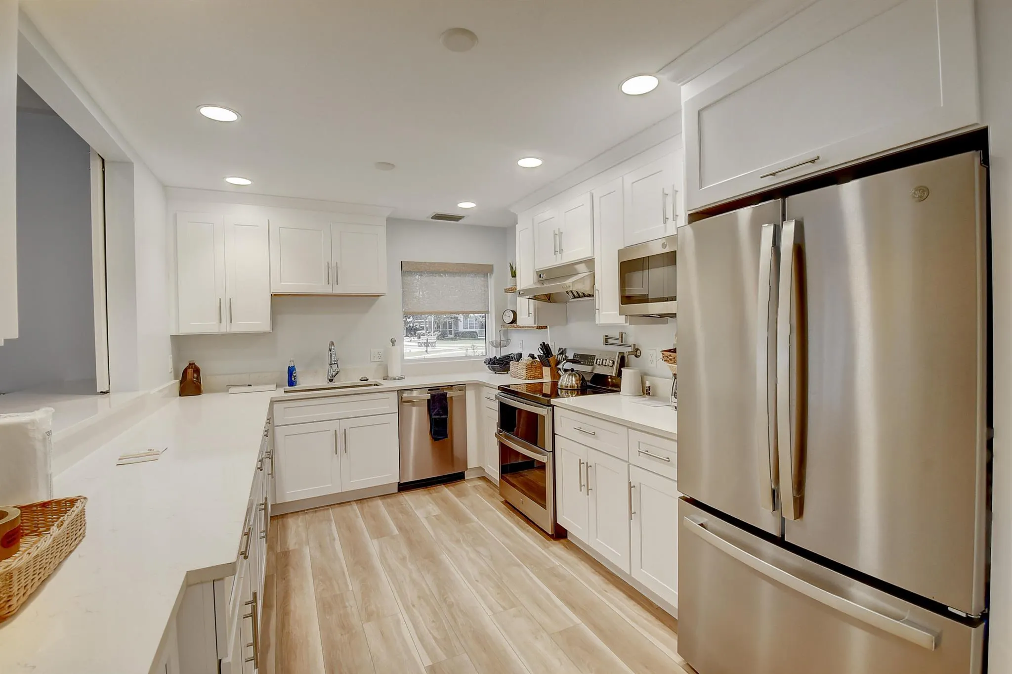 920 Dogwood Drive, #560