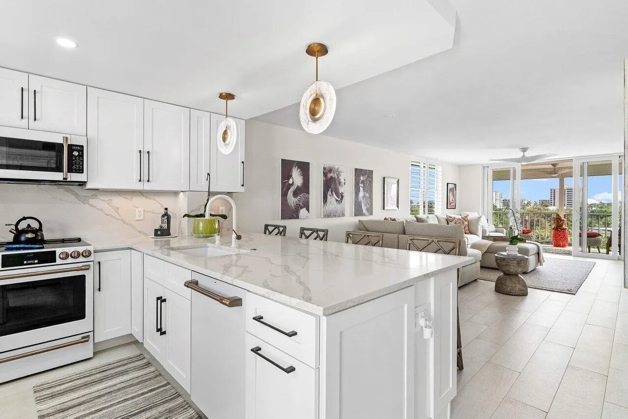 920 Dogwood Drive, #560