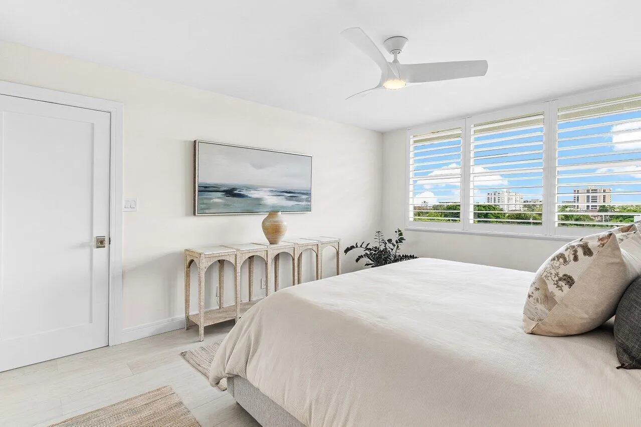 920 Dogwood Drive, #560