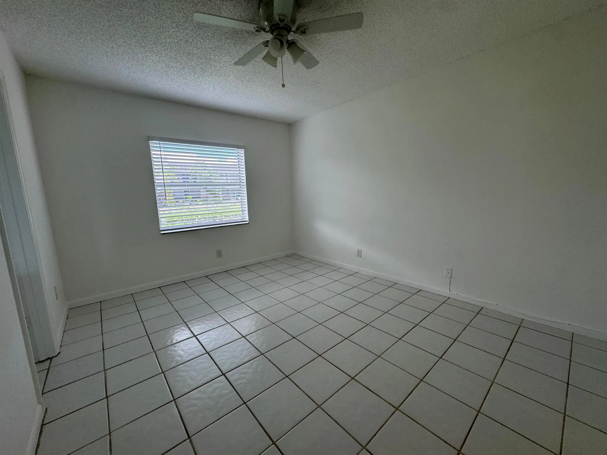 2750 Forest Hills Boulevard, #106