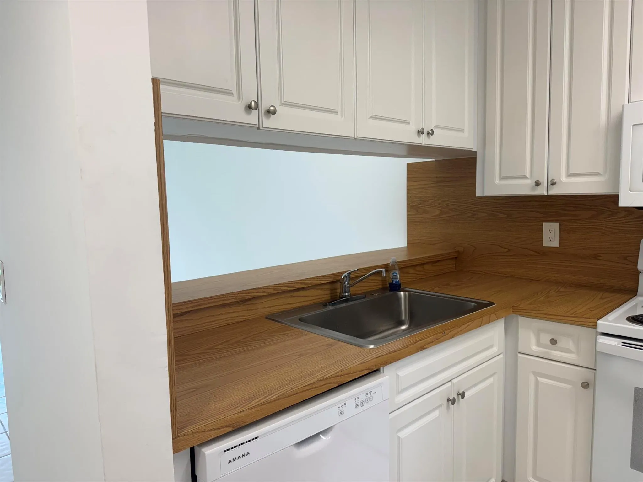 2750 Forest Hills Boulevard, #106