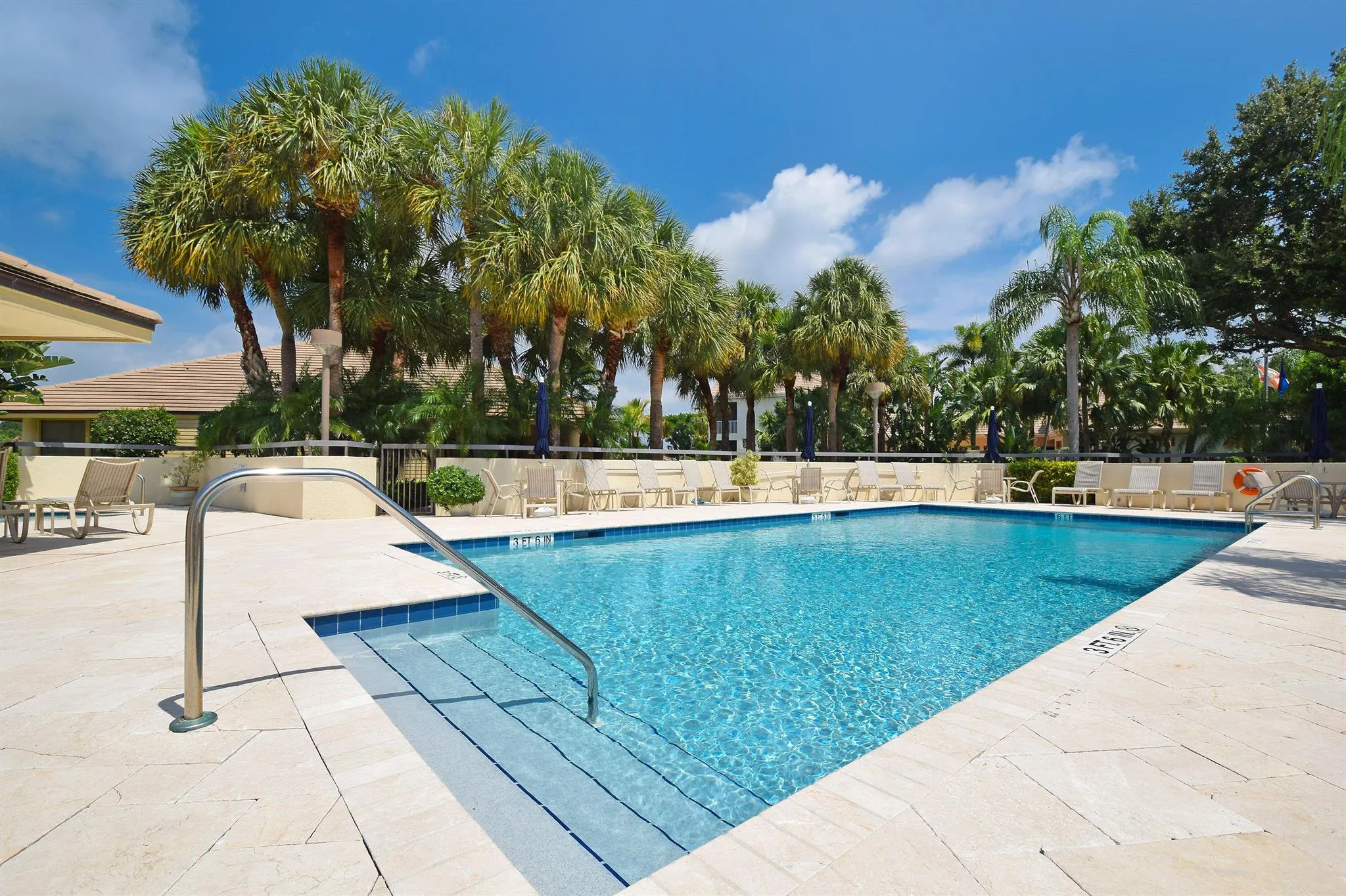 311 Oak Harbour Drive