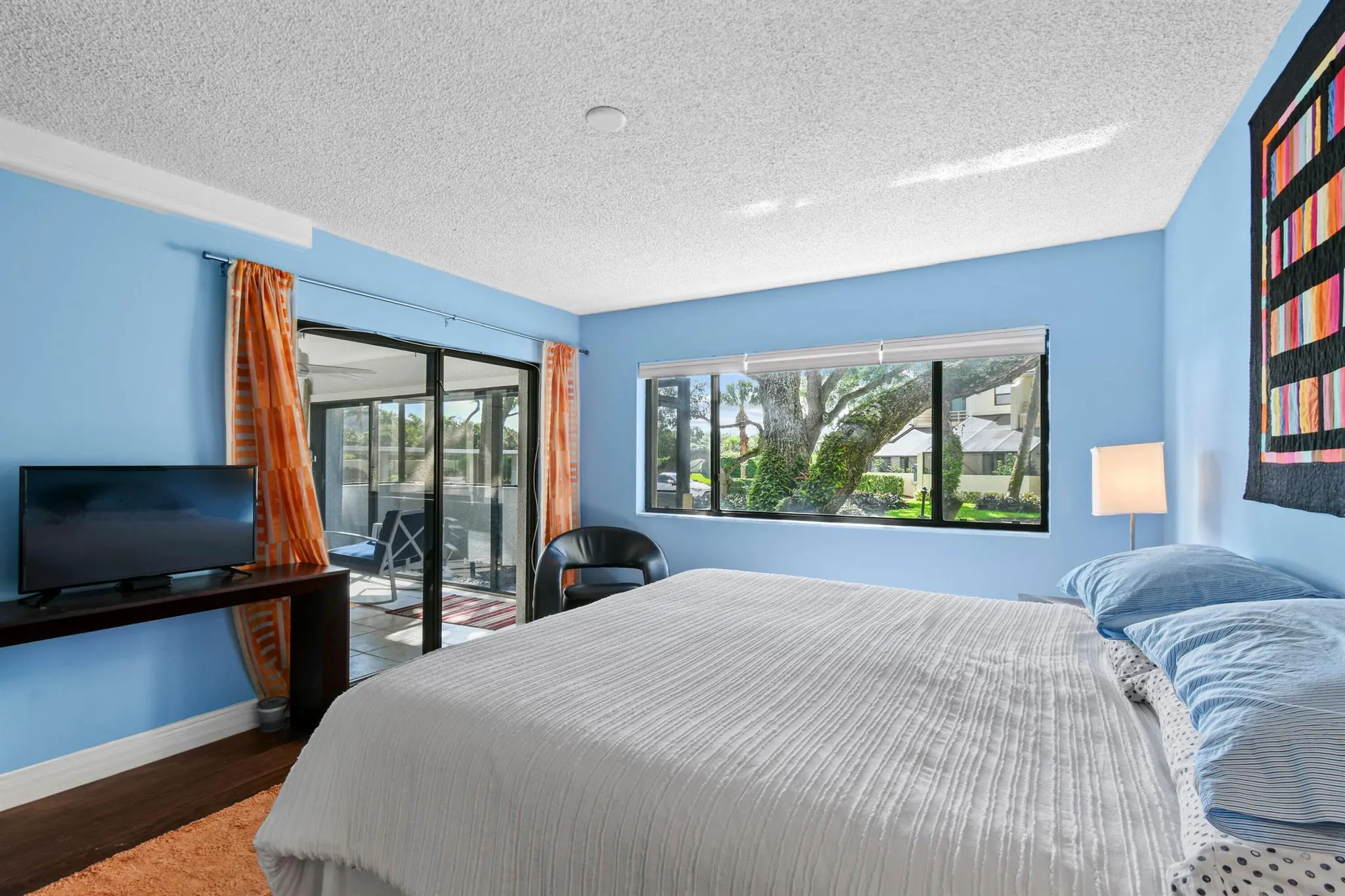 311 Oak Harbour Drive
