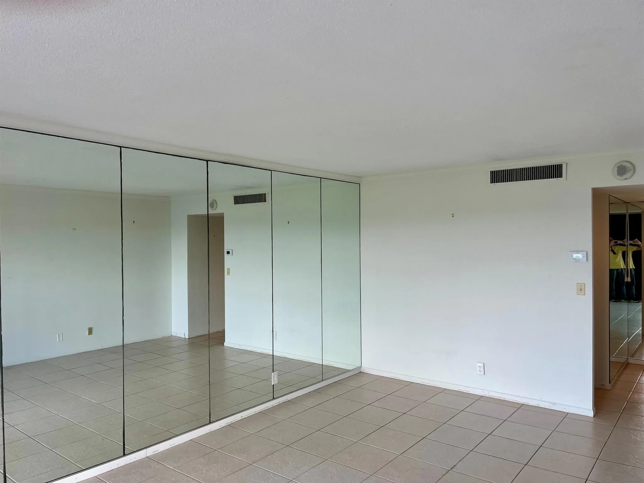 2600 N Flagler Drive, #913