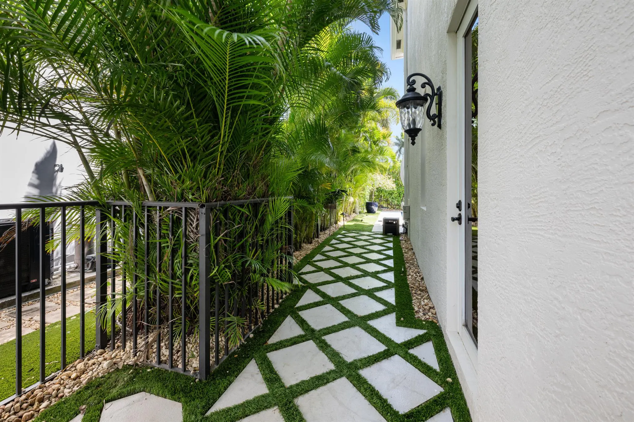 712 NE 71st Street
