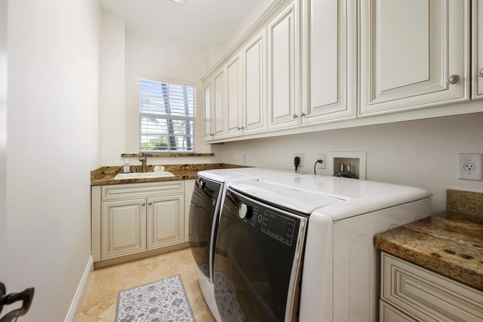 712 NE 71st Street