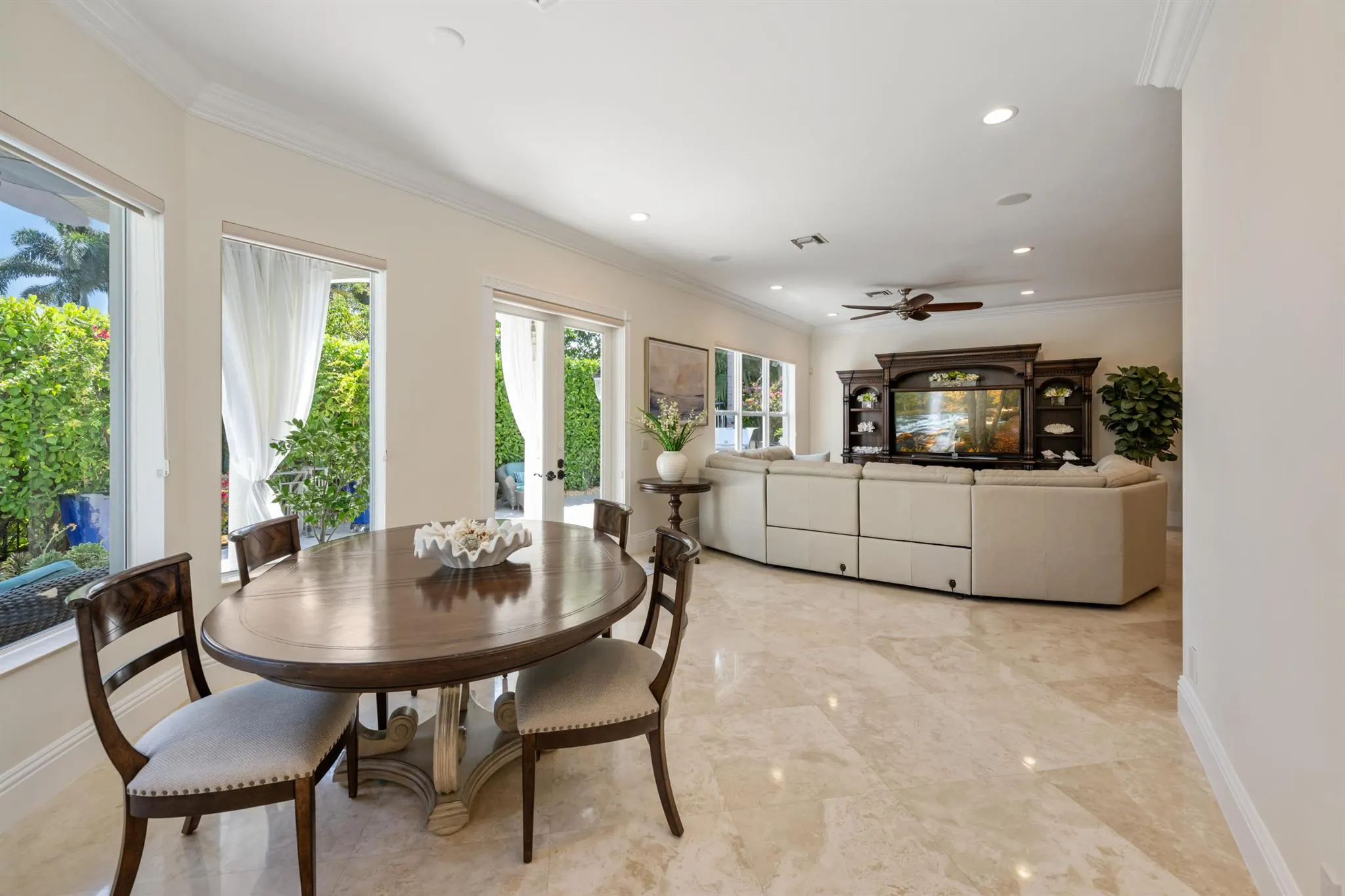 712 NE 71st Street