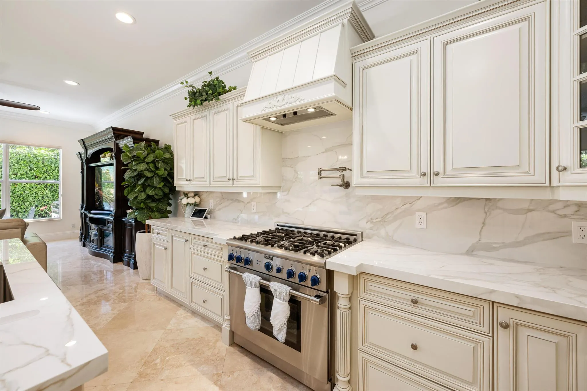 712 NE 71st Street