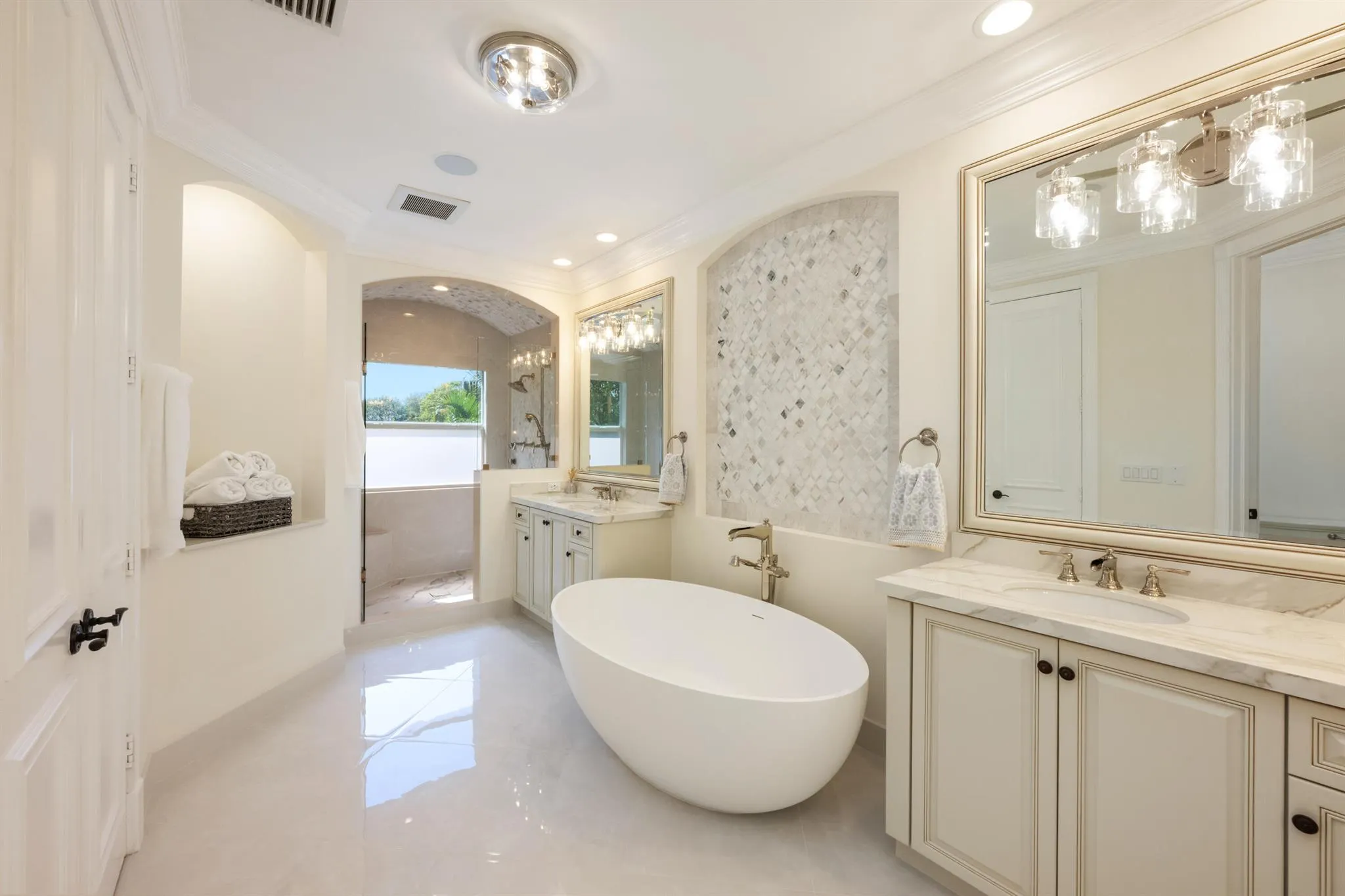 712 NE 71st Street