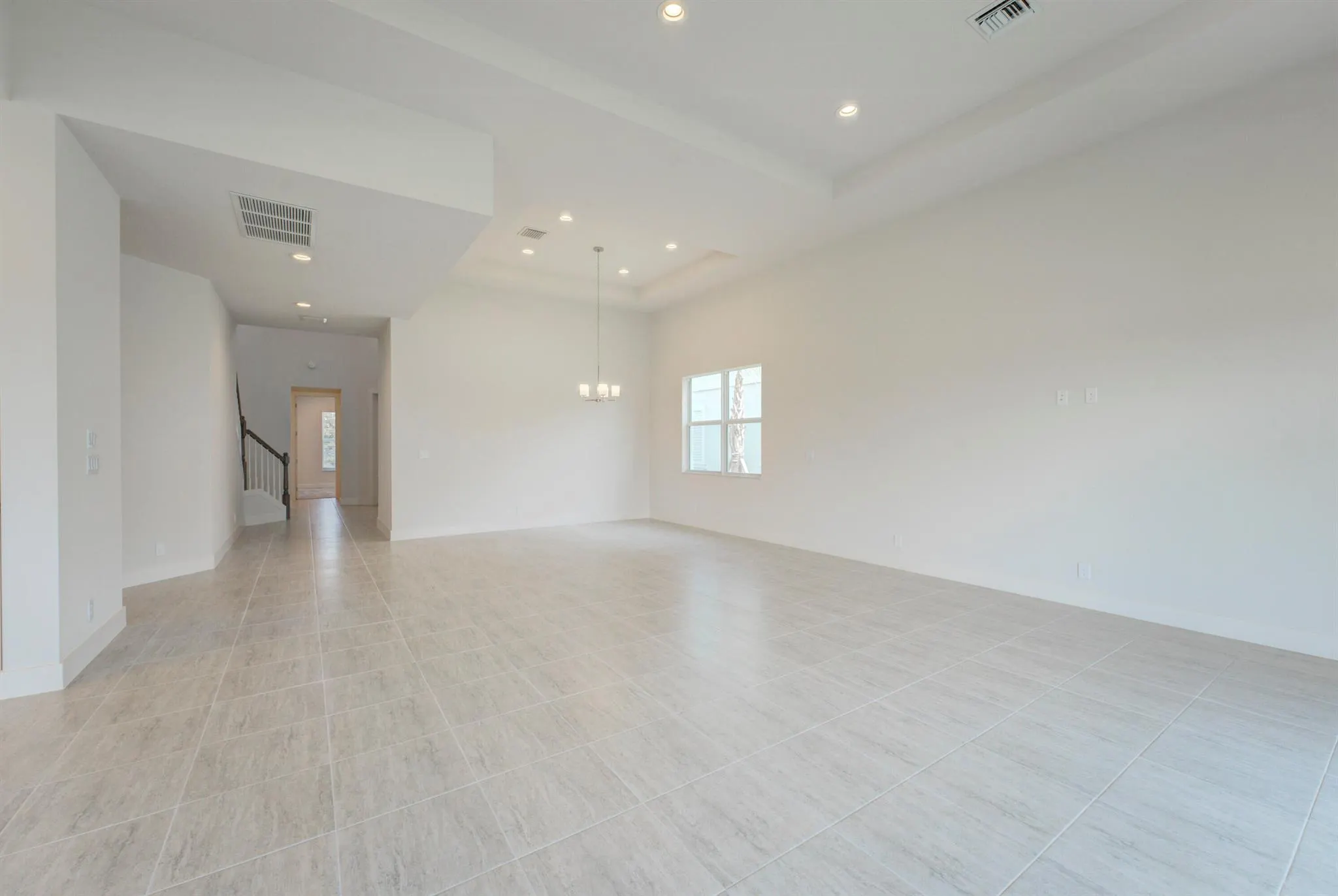 9346 Crestview Circle