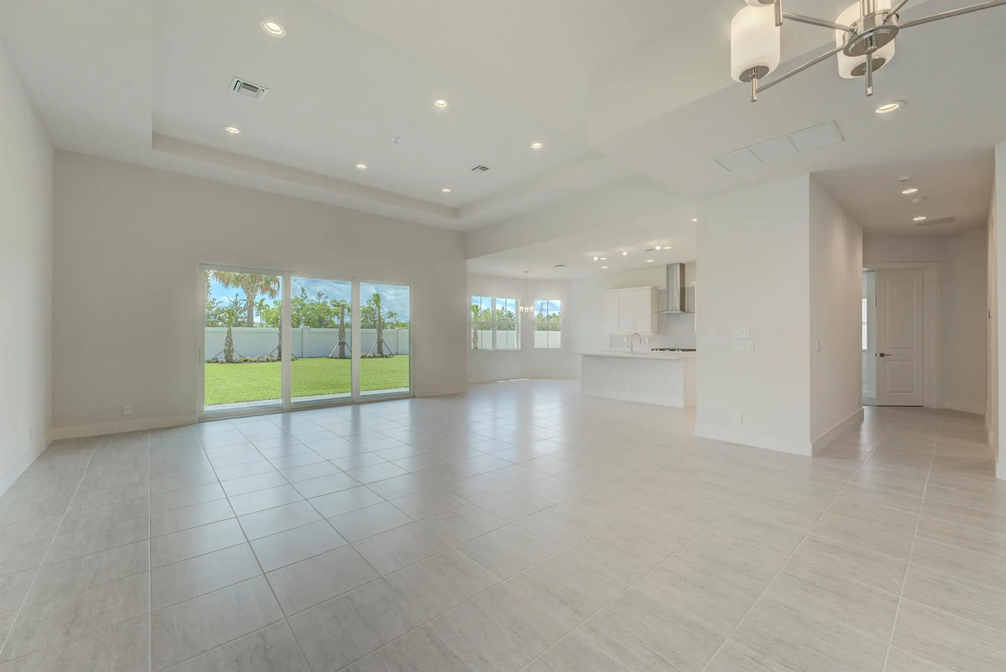 9346 Crestview Circle