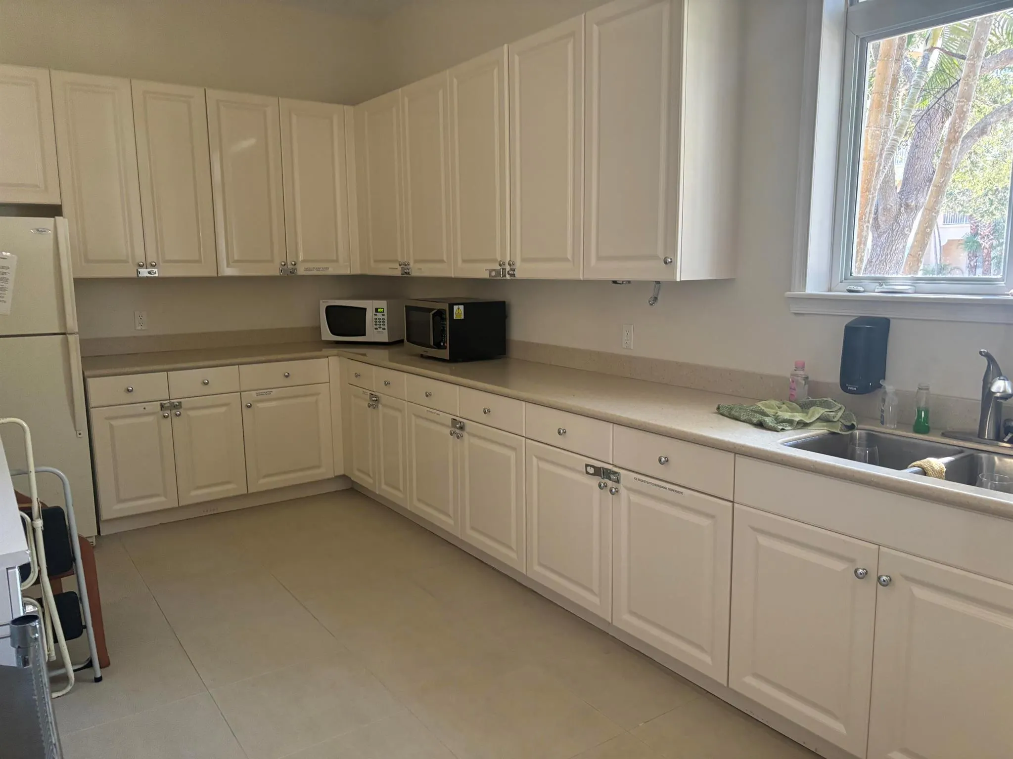 4 Harbour Isle Drive E, #203