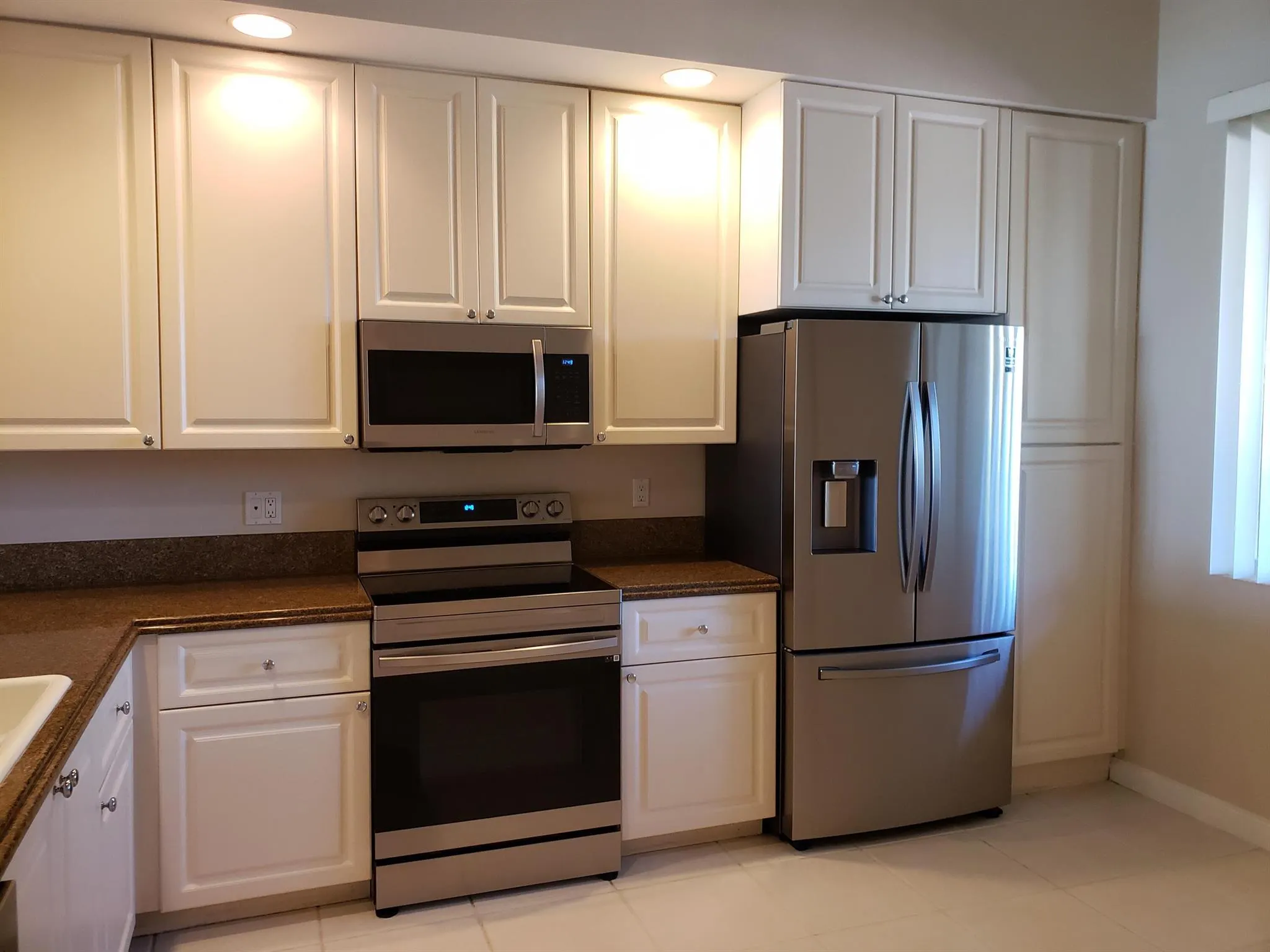 4 Harbour Isle Drive E, #203