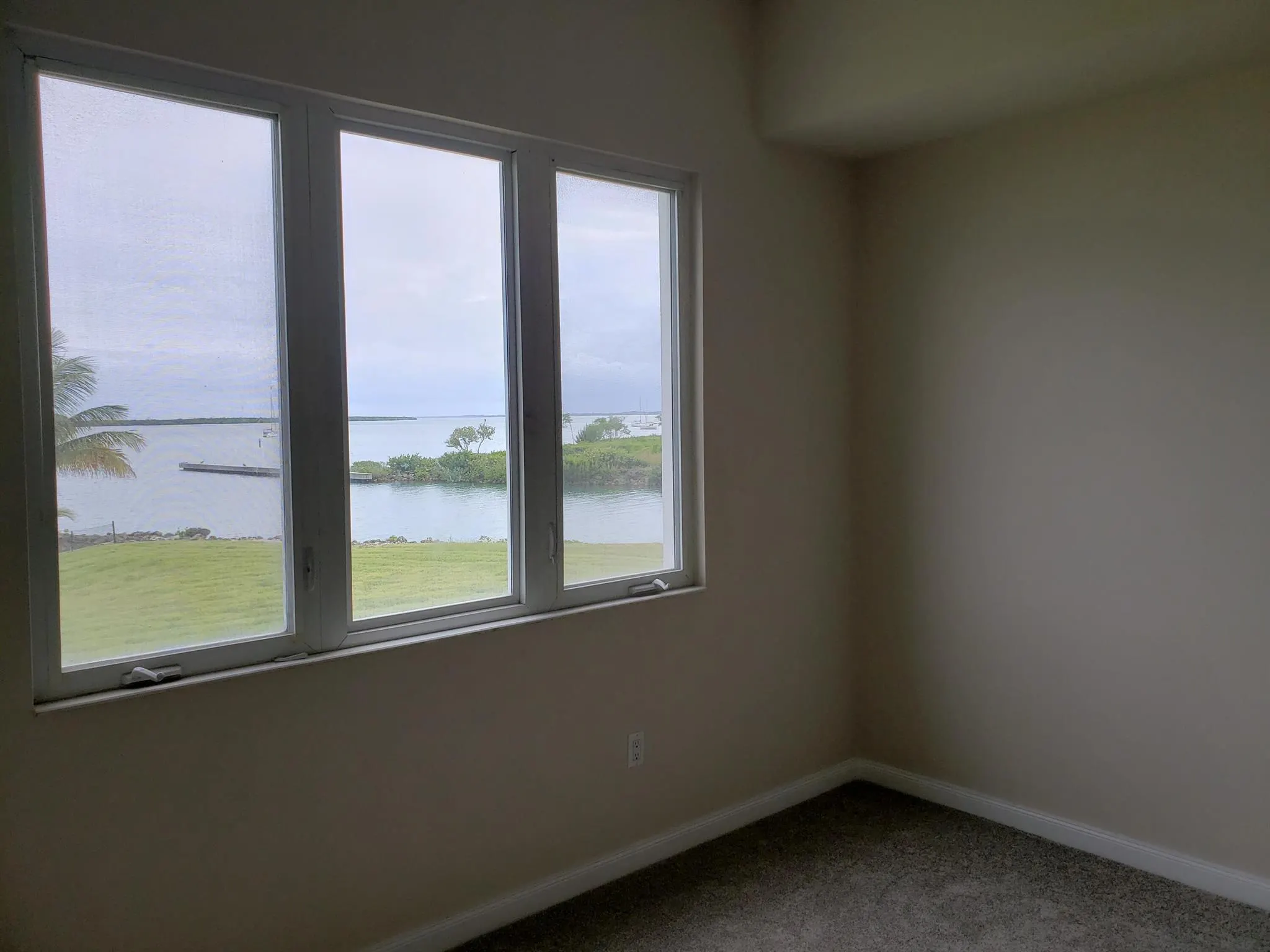 4 Harbour Isle Drive E, #203