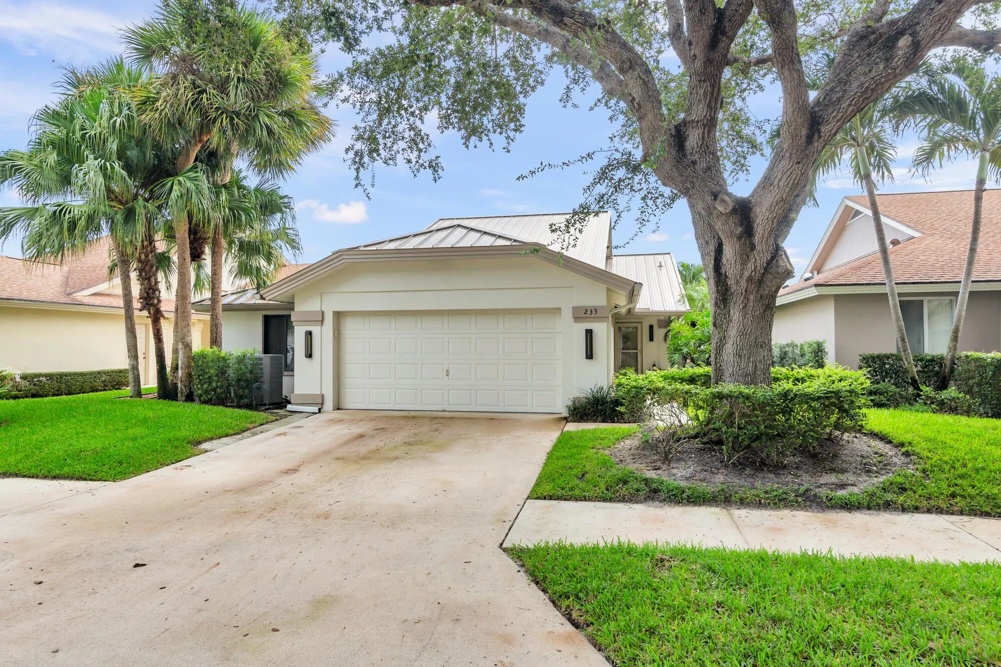 233 River Park Drive