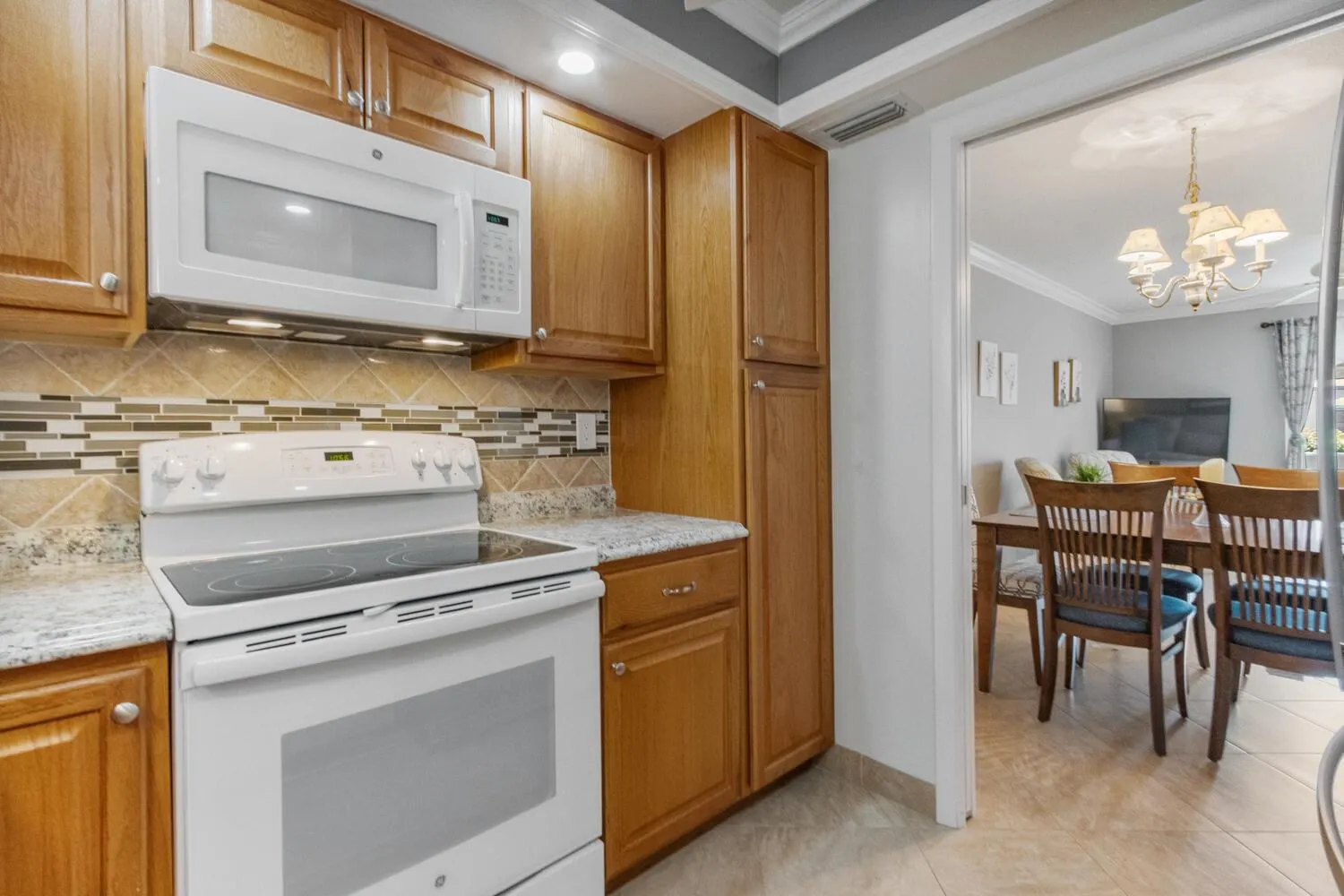 2995 Crosley Drive W, #B