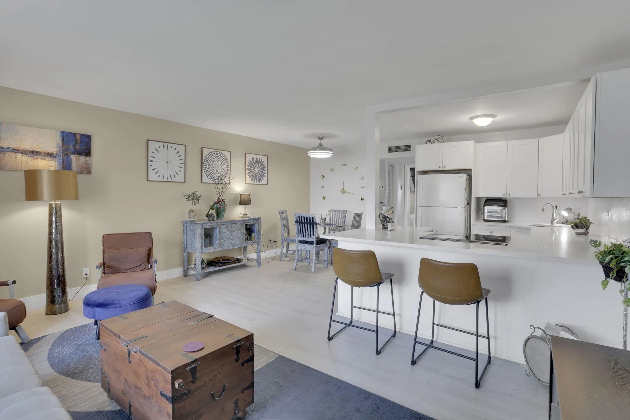 200 Main Boulevard, #1c