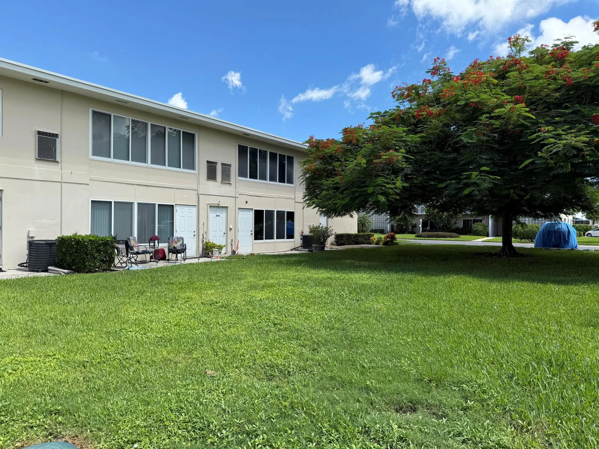 200 Main Boulevard, #1c