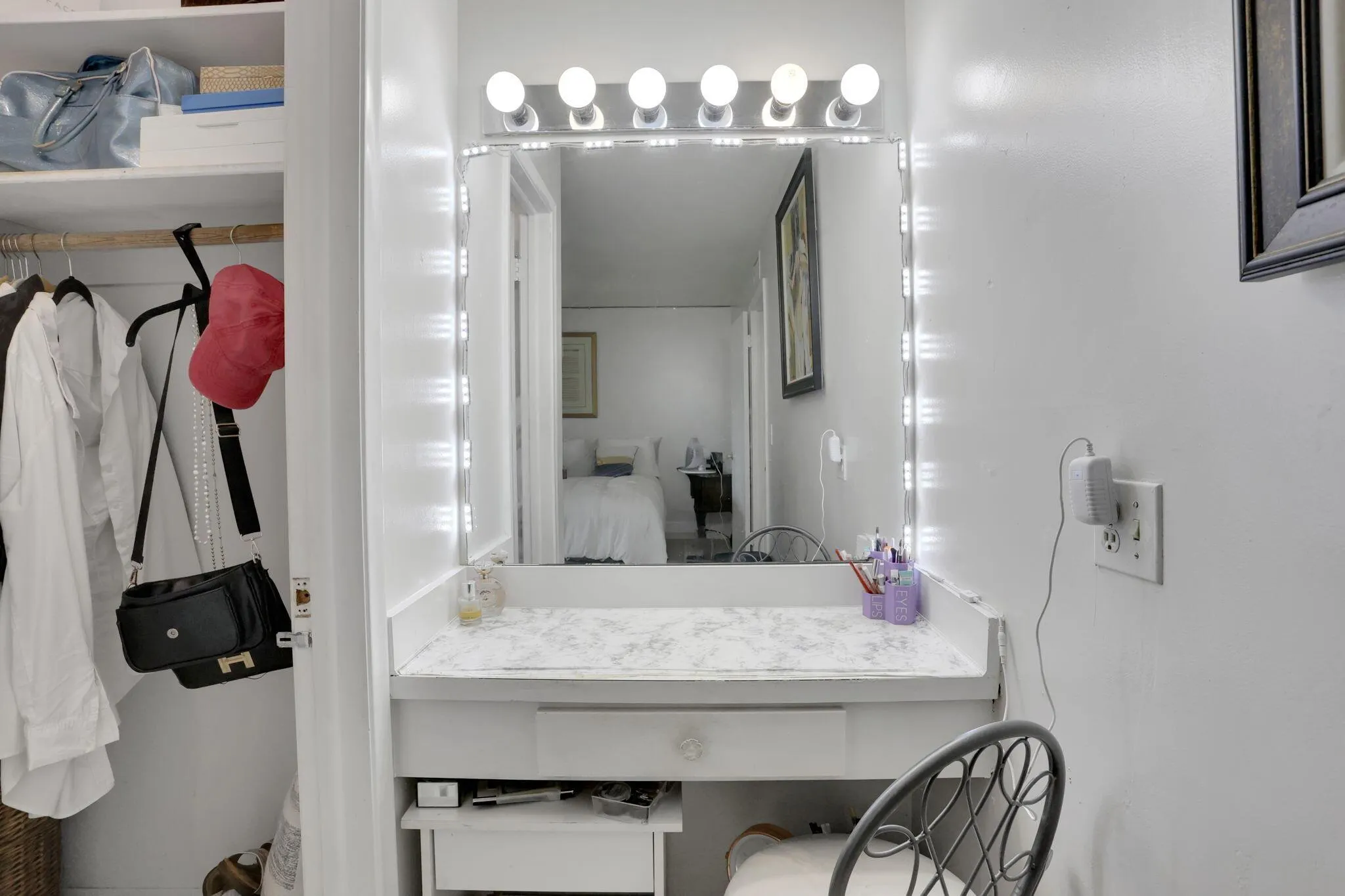 200 Main Boulevard, #1c