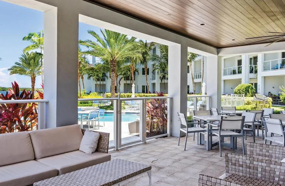 1 Water Club Way, #1004