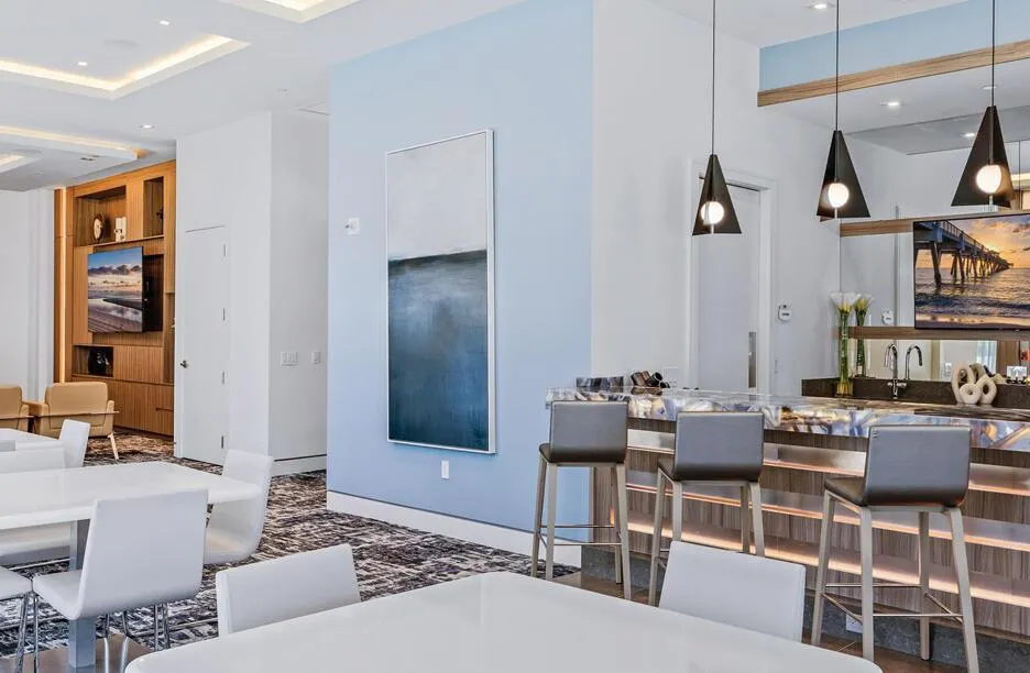 1 Water Club Way, #1004