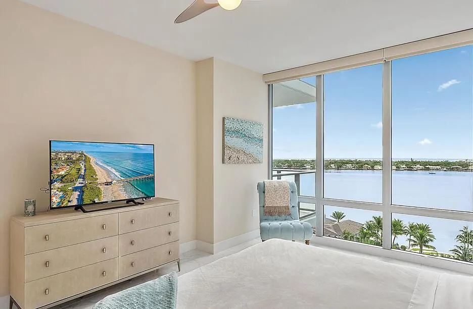 1 Water Club Way, #1004
