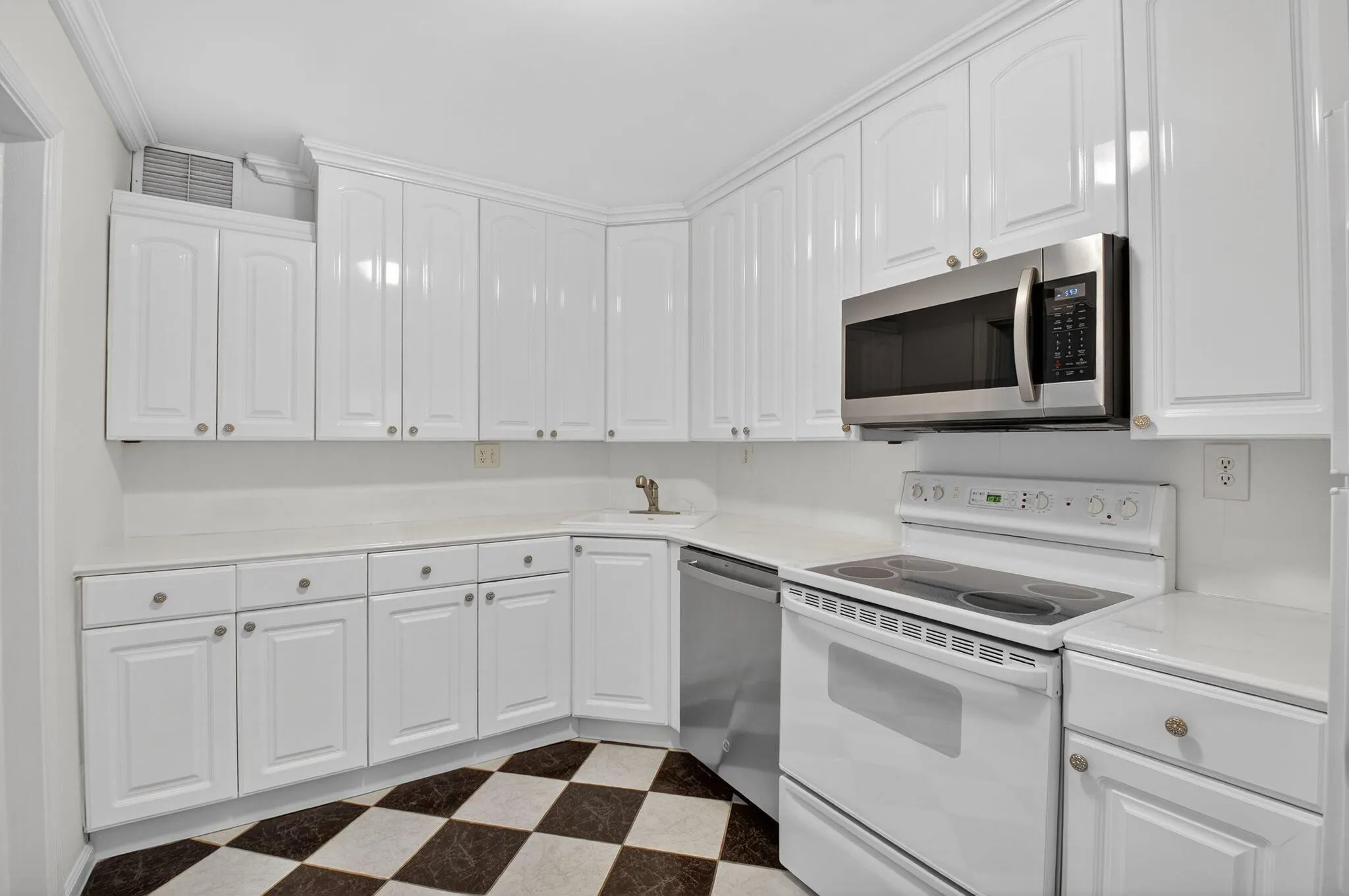 800 E Camino Real, #210