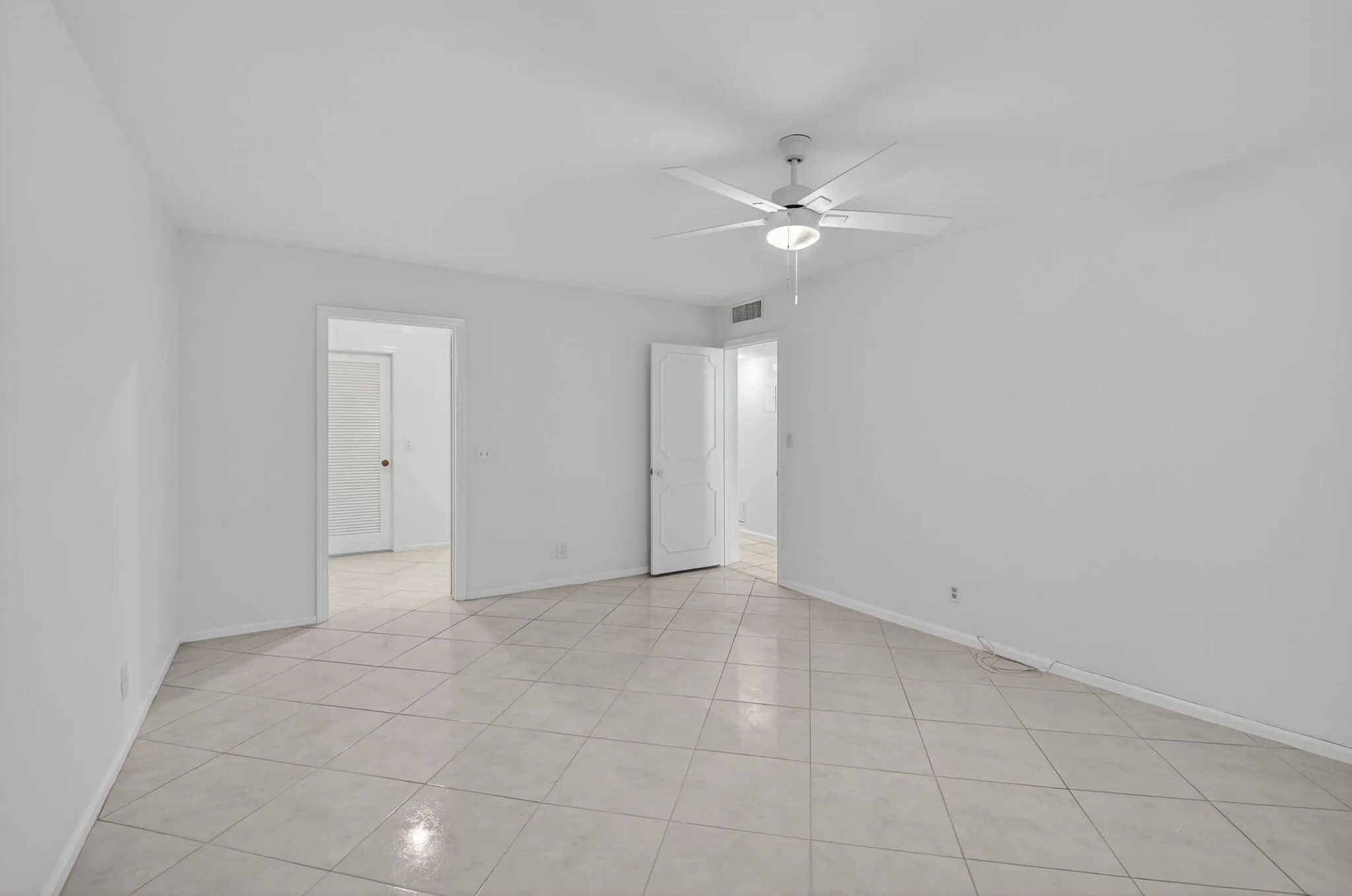 800 E Camino Real, #210