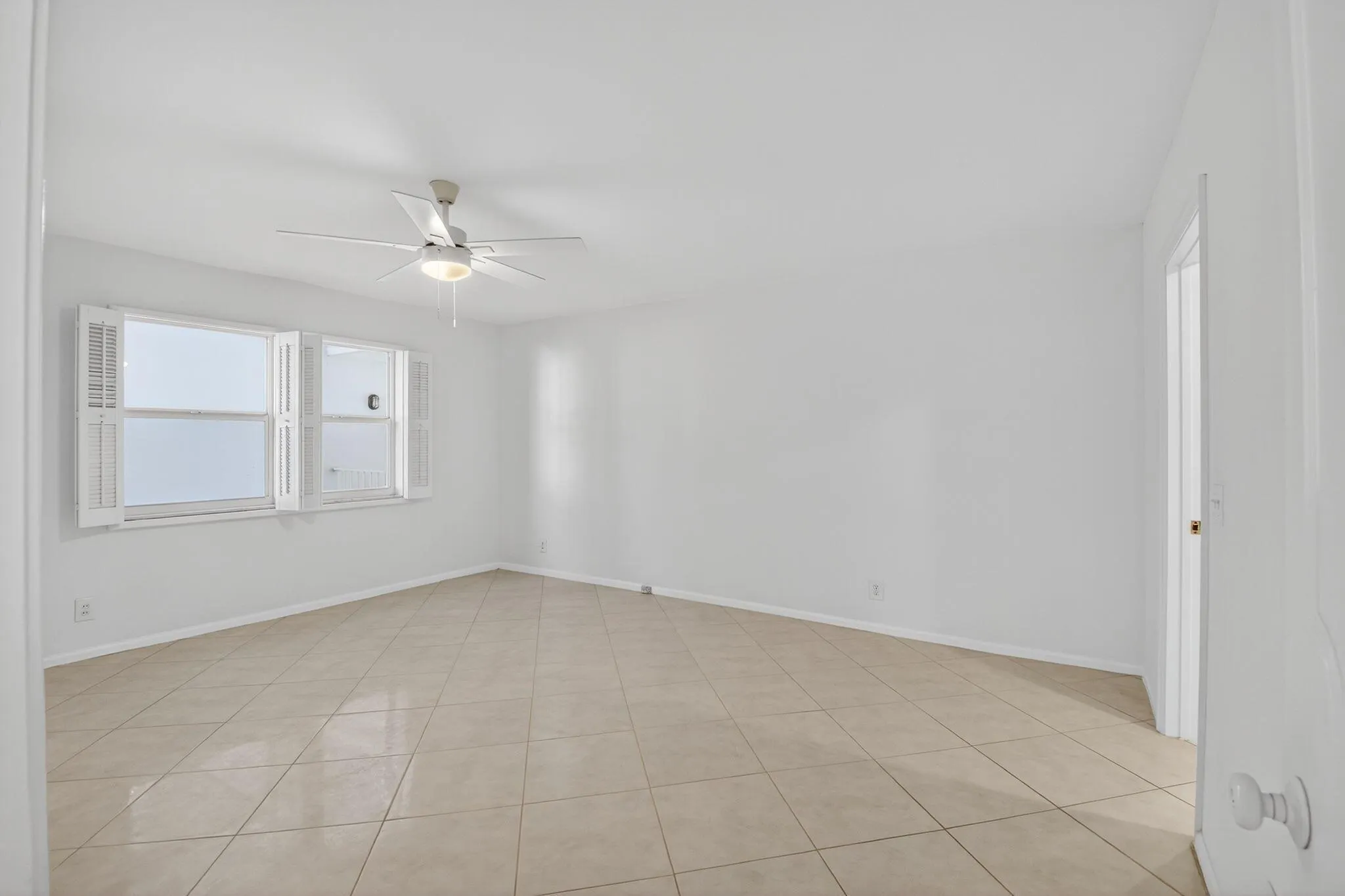800 E Camino Real, #210