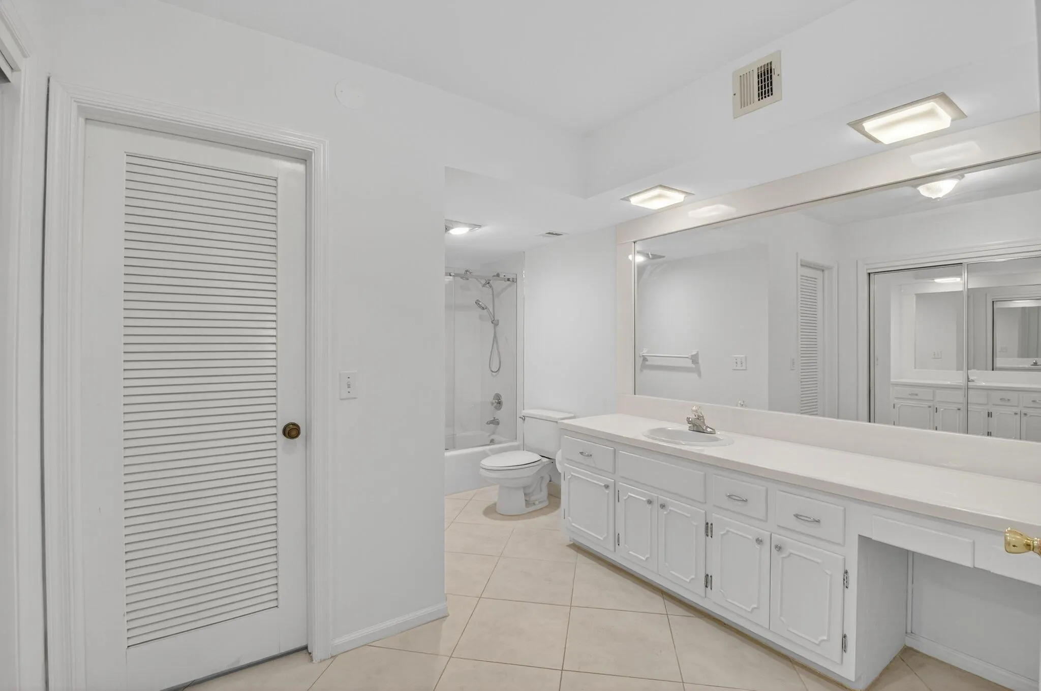 800 E Camino Real, #210
