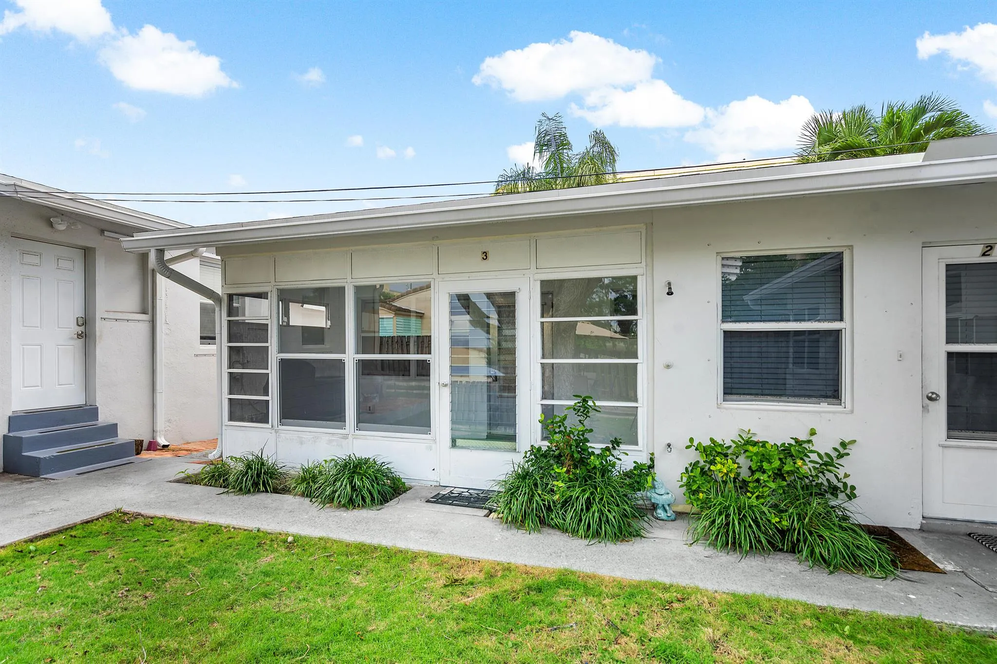 1955 NE 3rd Street, #3