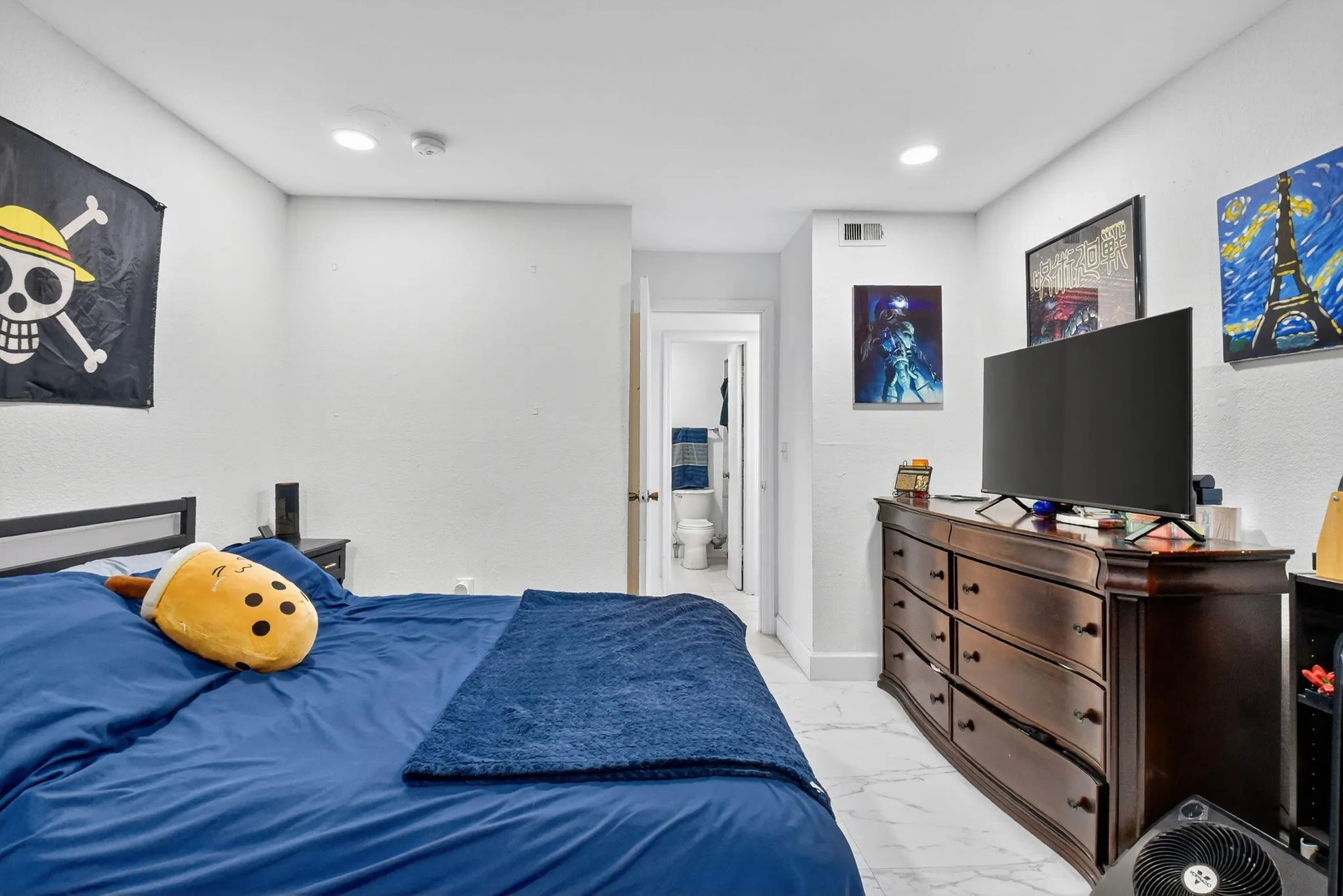 1401 Village Boulevard, #2012