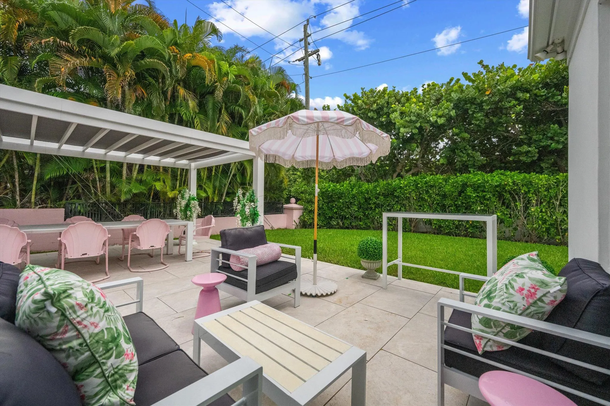 201 Bahama Lane