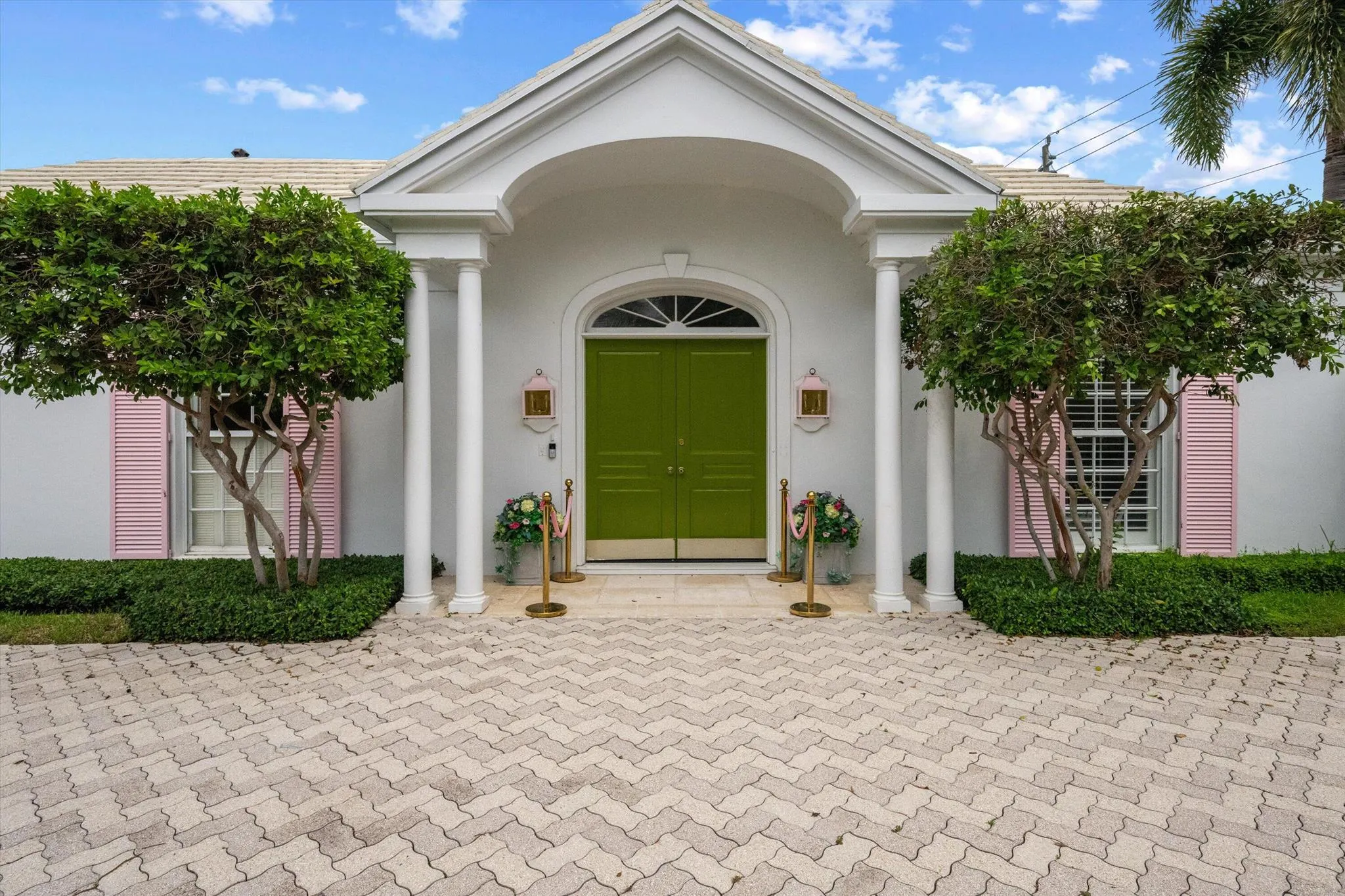 201 Bahama Lane