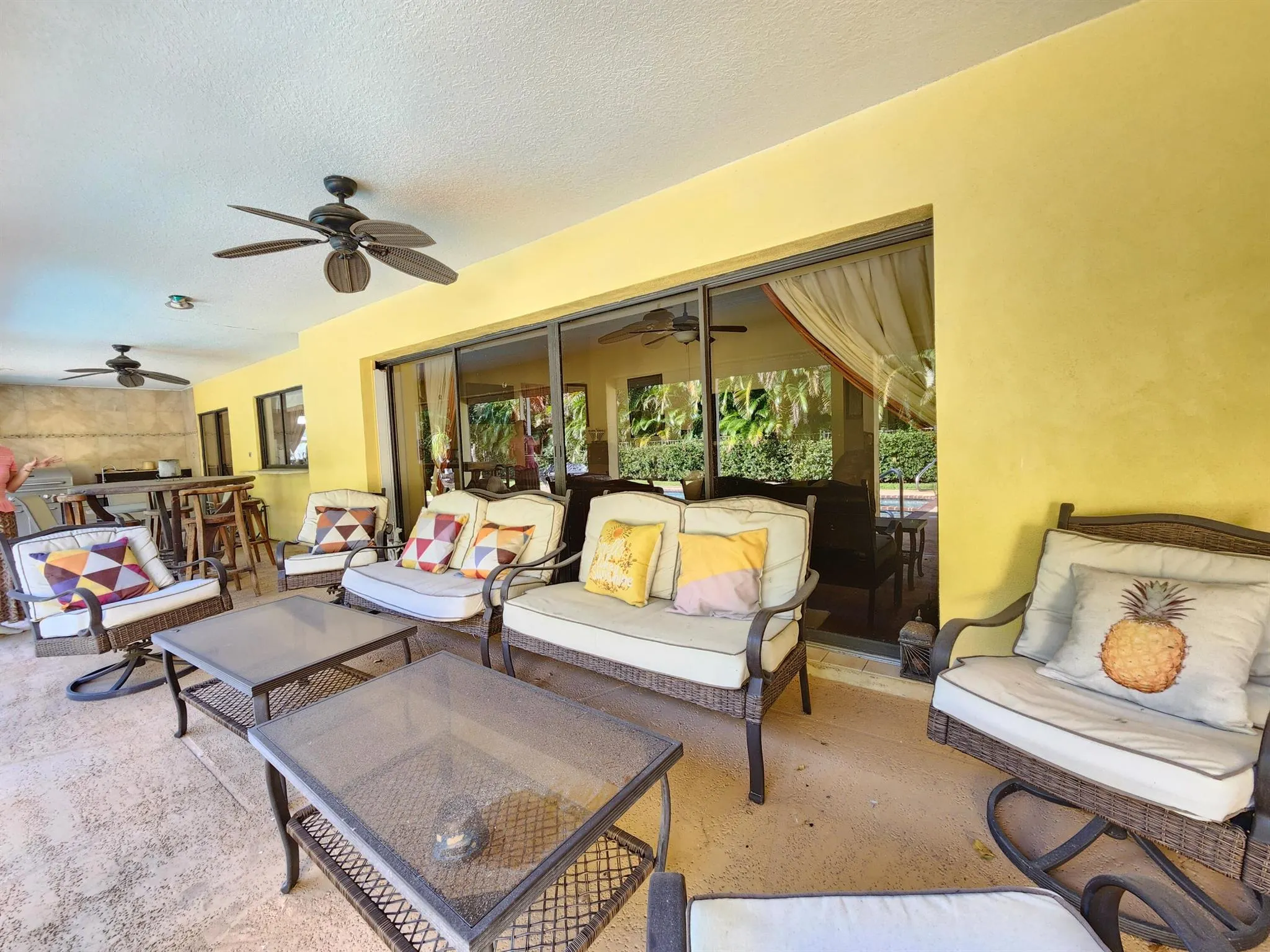 2099 Greenview Cove Drive
