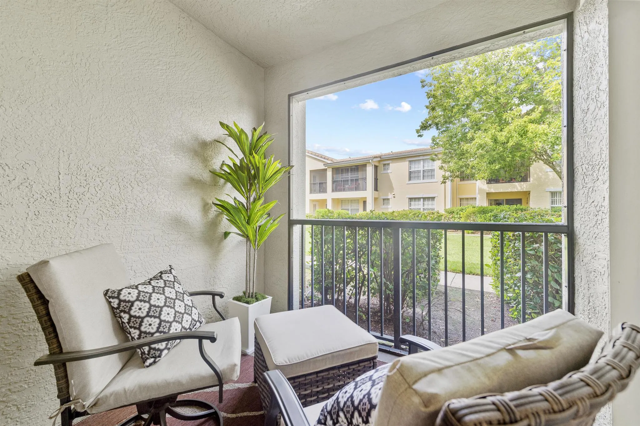 140 SW Peacock Boulevard, #21-103