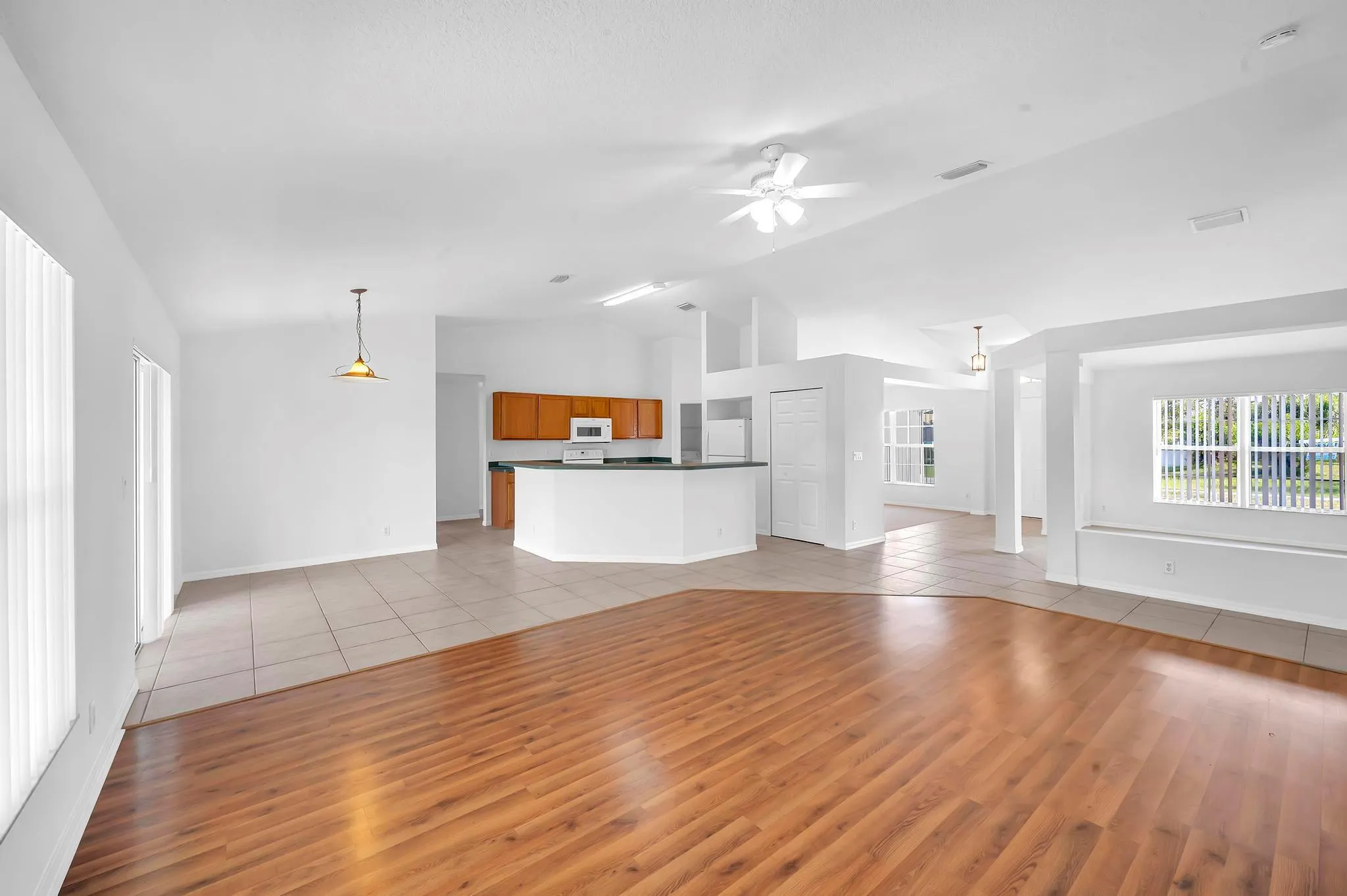 446 SW South Quick Circle