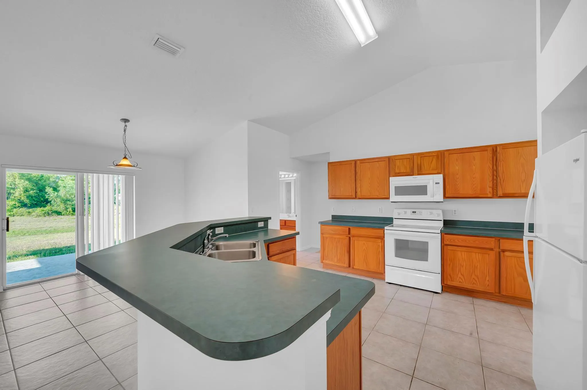 446 SW South Quick Circle