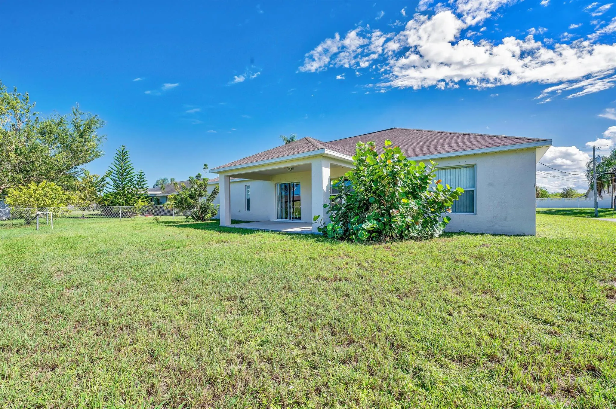 446 SW South Quick Circle
