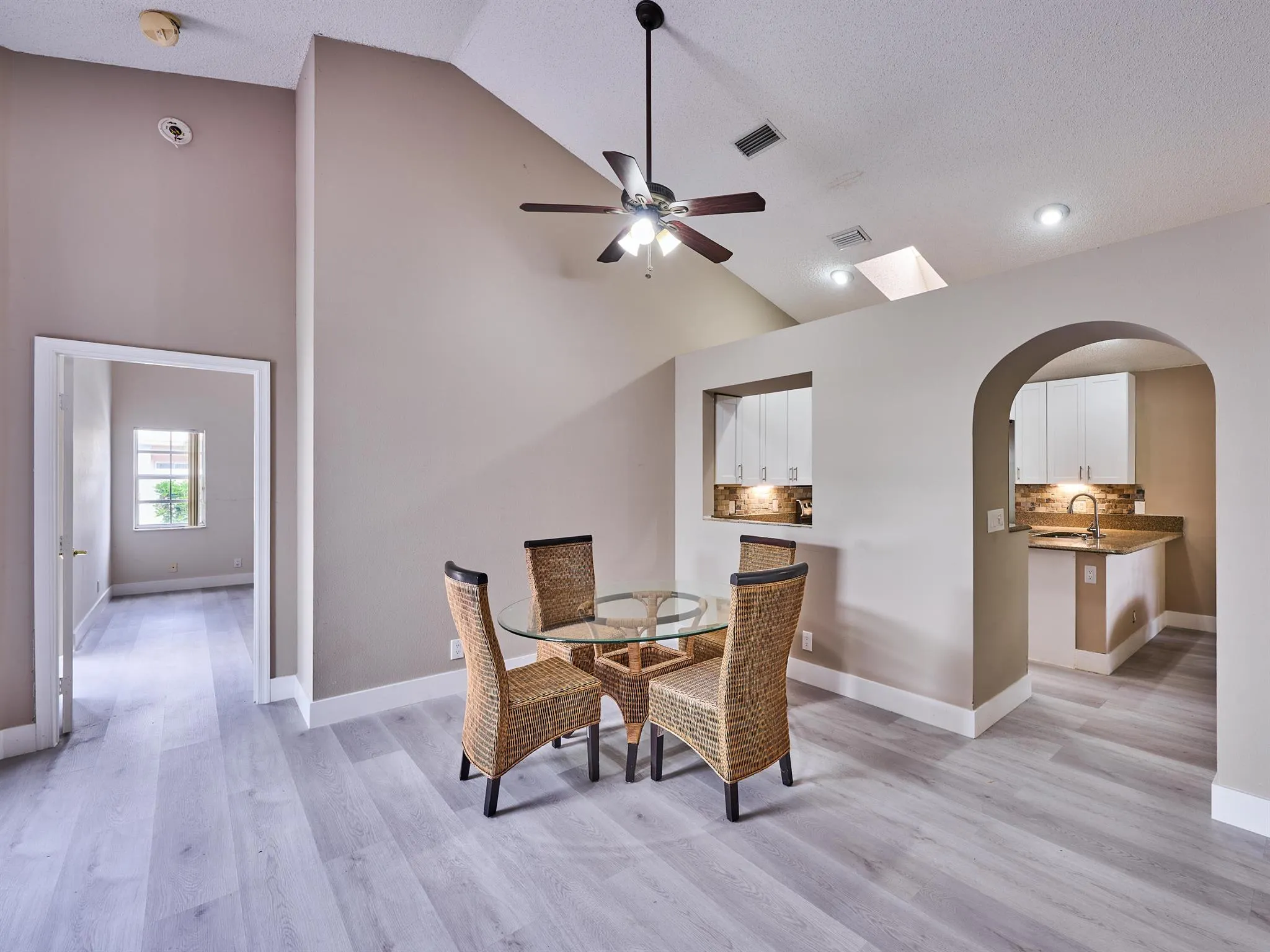 9181 Heathridge Drive