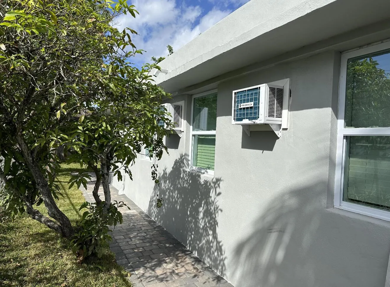 707 NW 3rd Avenue, #1