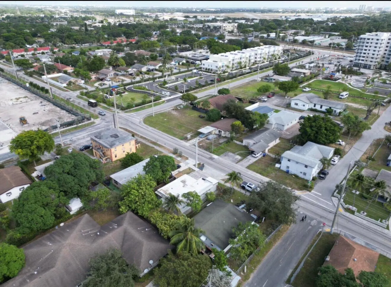 707 NW 3rd Avenue, #1