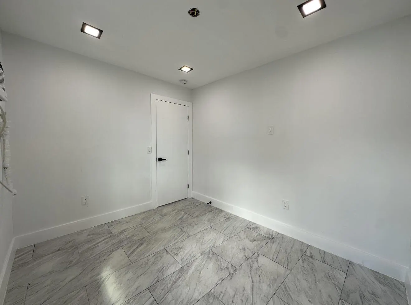 707 NW 3rd Avenue, #1